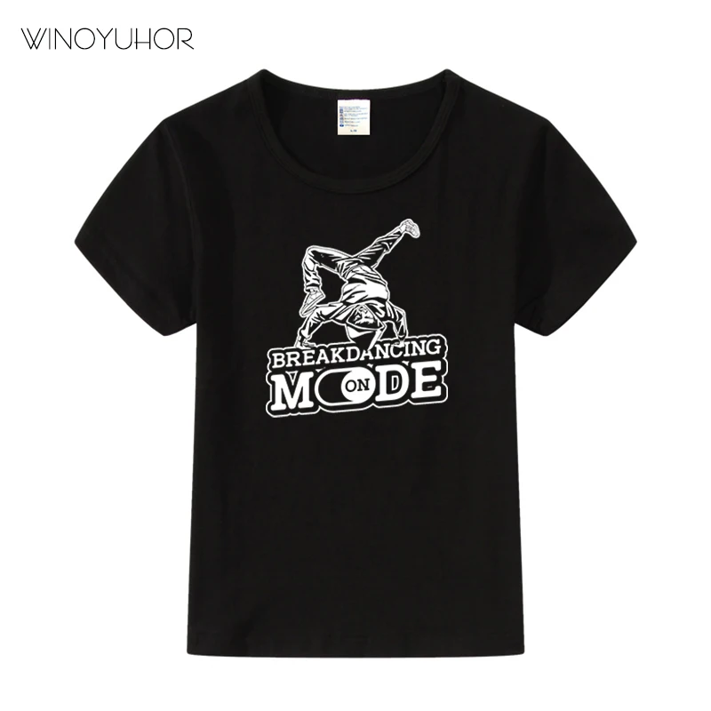 Футболка детская в стиле хип-хоп с круглым вырезом и надписью «Break Dance» 
Футболка детская в стиле хип-хоп с круглым вырезом и надписью «Break Dance»