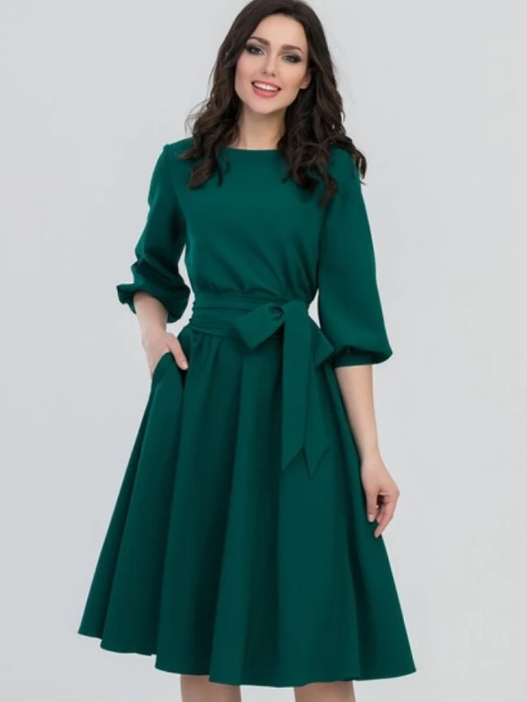 2023 Summer Dress Women's Vintage Dress Round Neck Long Sleeve Elegant Lace Up Solid Color New Green Maxi Dresses for Women 
2023 Summer Dress Women's Vintage Dress Round Neck Long Sleeve Elegant Lace Up Solid Color New Green Maxi Dresses for Women