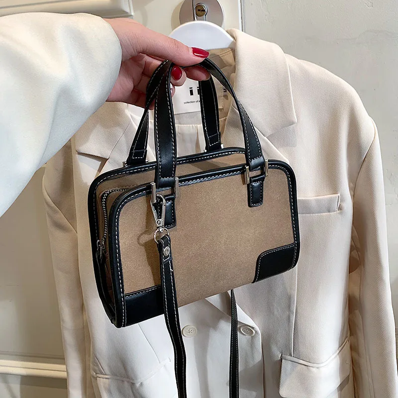 2022 Spring and Autumn New Handbags Middle Ages Buckskin Vintage Joker Fashion Commuter Women's Bag
2022 Spring and Autumn New Handbags Middle Ages Buckskin Vintage Joker Fashion Commuter Women's Bag