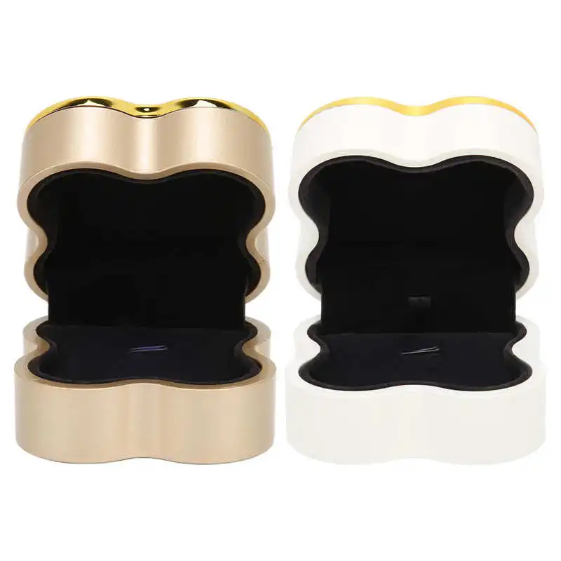 Lighted Jewelry Storage Box Soft Flocking Prevent Scratches Plastic Shell Elegant Lighted Jewelry Gift Box for Anniversary Day
Lighted Jewelry Storage Box Soft Flocking Prevent Scratches Plastic Shell Elegant Lighted Jewelry Gift Box for Anniversary Day
