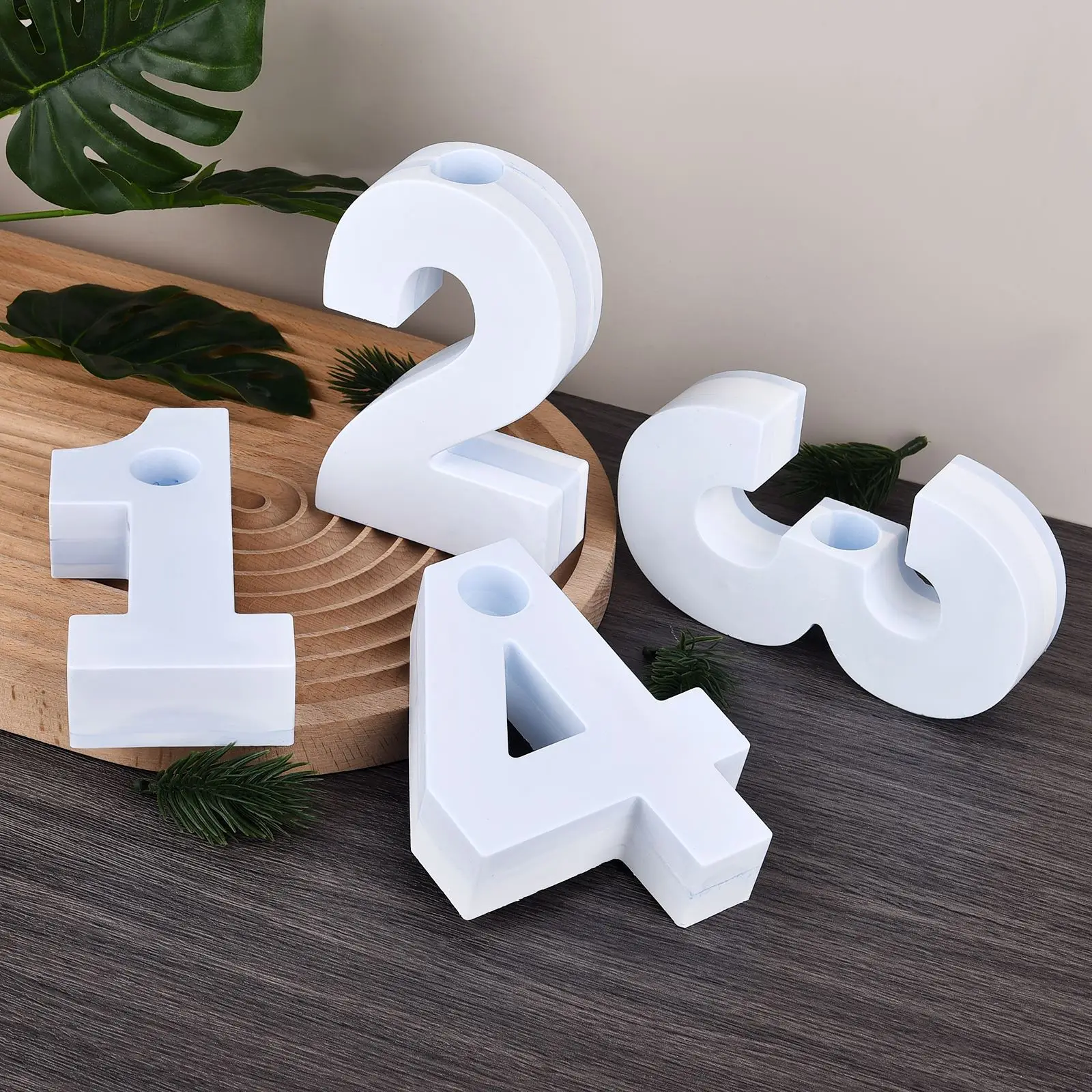 Geometric 1-4 Numbers Shape Candlestick Silicone Mold U Shape 3D Handmade Candle Holder Molds Gypsum Resin Mold Craft Decoratio 
Geometric 1-4 Numbers Shape Candlestick Silicone Mold U Shape 3D Handmade Candle Holder Molds Gypsum Resin Mold Craft Decoratio