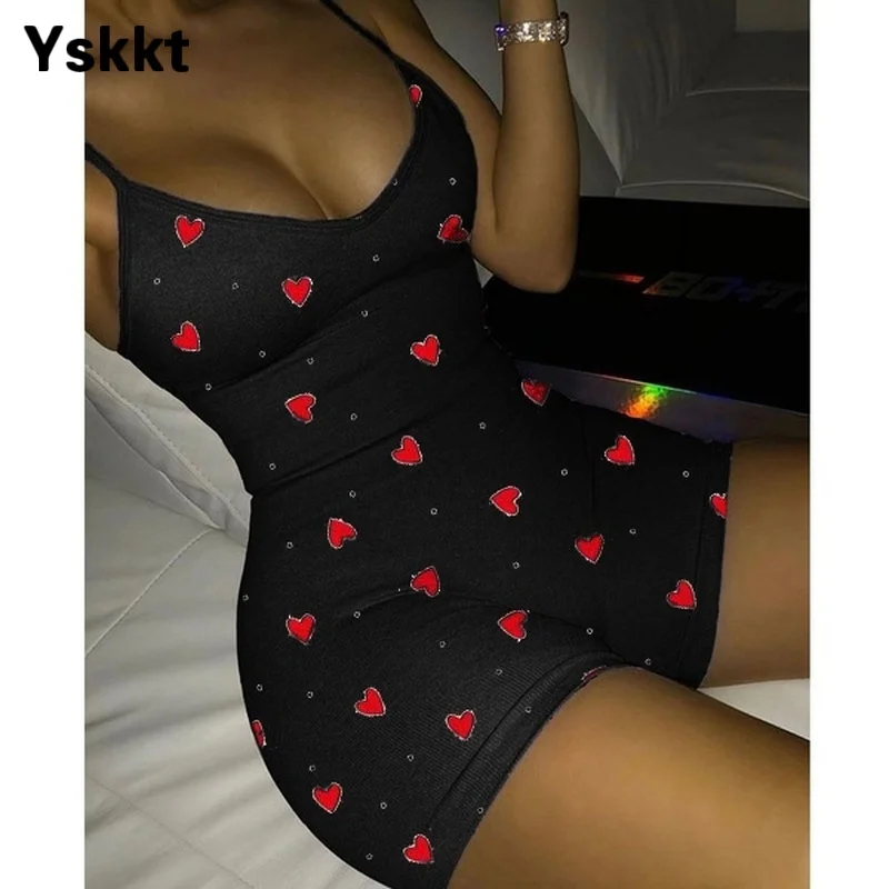 Bodysuit Women Sexy Heart Print Bodycon Jumpsuit V Neck Sleeveless Slim Fit Romper Summer One Piece Jumpsuits 2021
Bodysuit Women Sexy Heart Print Bodycon Jumpsuit V Neck Sleeveless Slim Fit Romper Summer One Piece Jumpsuits 2021