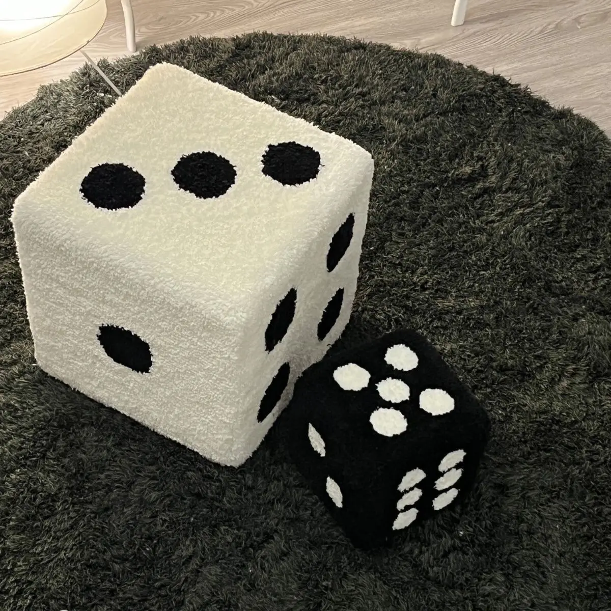 45x45cm Lamb Down Dice Ins Stool Cushion Children's Stool Changing Shoe Stool Living Room Furniture Coffee Table Stool
45x45cm Lamb Down Dice Ins Stool Cushion Children's Stool Changing Shoe Stool Living Room Furniture Coffee Table Stool