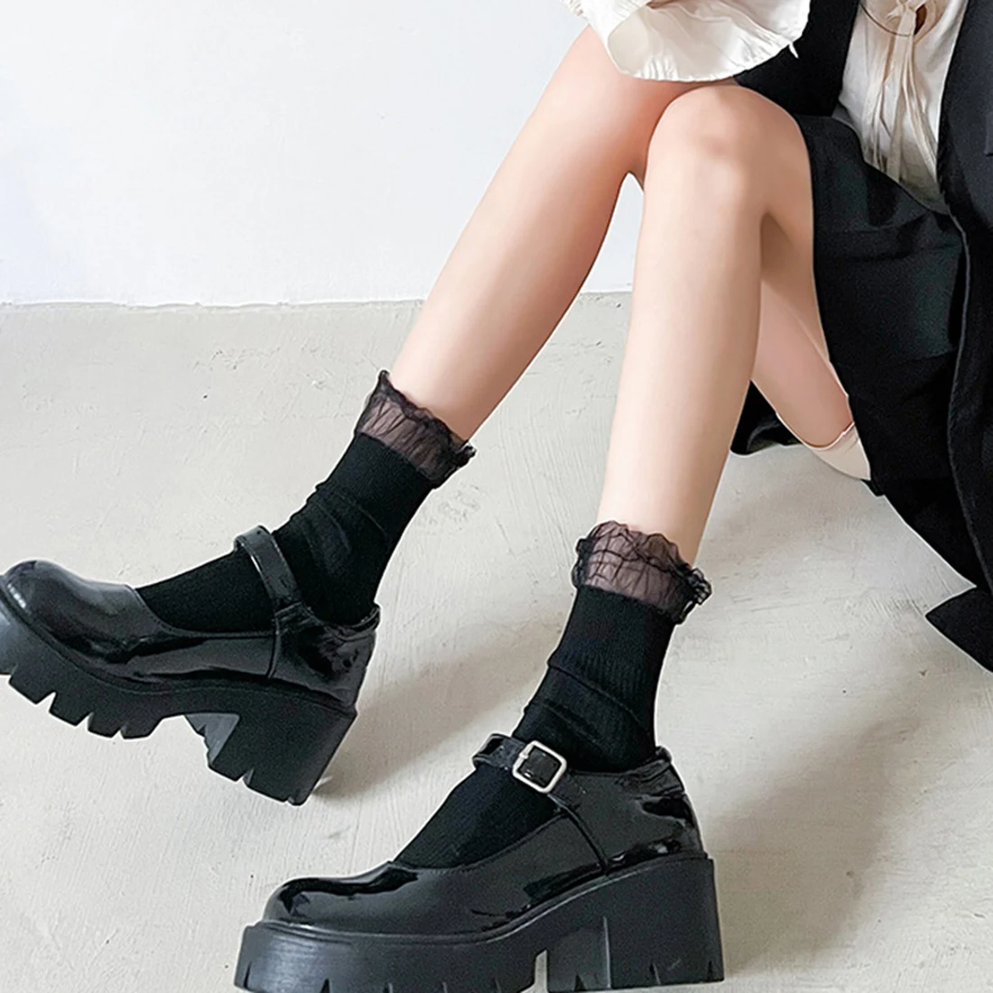 Harajuku Ruffle Princess Socks Women Lace Mesh Black White Cotton Socks Lolita Style Japanese Lovely Short Socks
Harajuku Ruffle Princess Socks Women Lace Mesh Black White Cotton Socks Lolita Style Japanese Lovely Short Socks