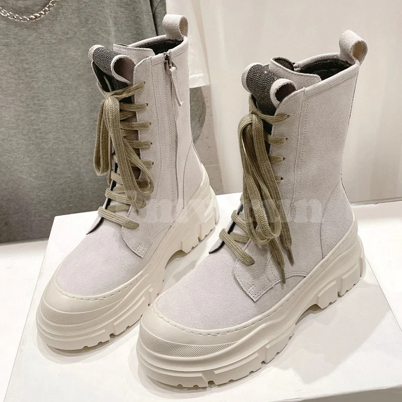 Женские замшевые ботинки на толстой подошве, с круглым носком, Размеры 35-42
Женские замшевые ботинки на толстой подошве, с круглым носком, Размеры 35-42