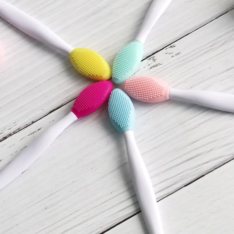 1Pcs Silicone Wash Face Brush Portable Exfoliating Nose Blackhead Clean Safe Soft Face Massage Washing Brush Skin Care Tool
1Pcs Silicone Wash Face Brush Portable Exfoliating Nose Blackhead Clean Safe Soft Face Massage Washing Brush Skin Care Tool