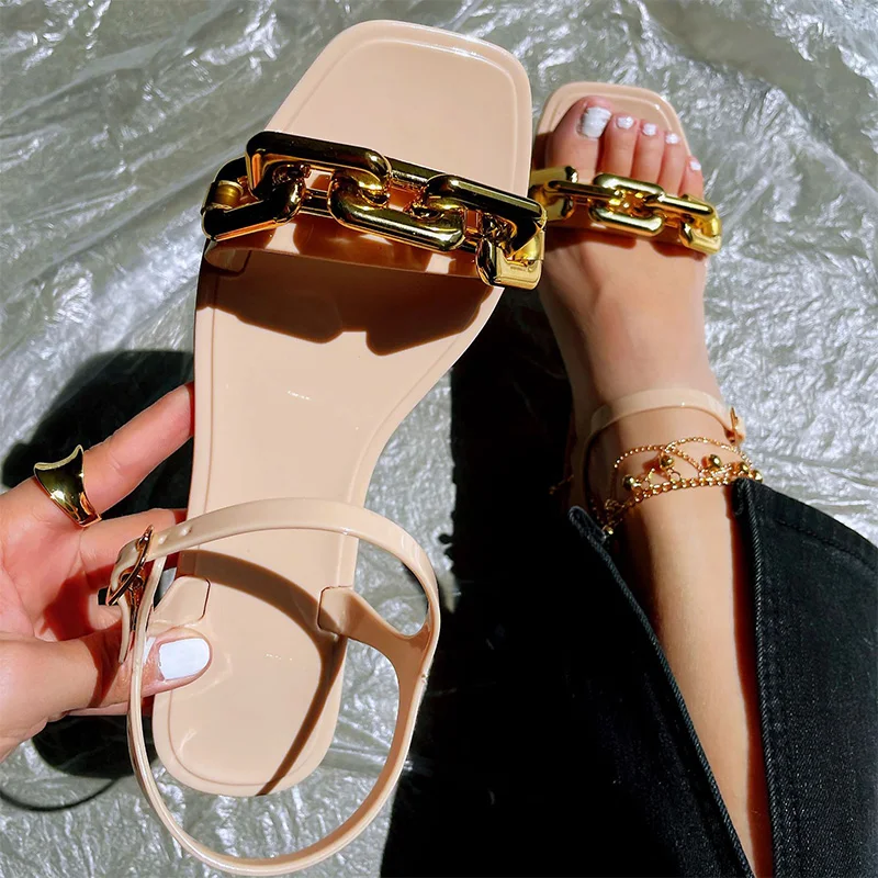 Summer New Metal Chain Flat Women's Sandals Luxury Large Size Outer Wear Non-slip Slippers Casual Sexy Flip Flops Platform Shoes
Summer New Metal Chain Flat Women's Sandals Luxury Large Size Outer Wear Non-slip Slippers Casual Sexy Flip Flops Platform Shoes