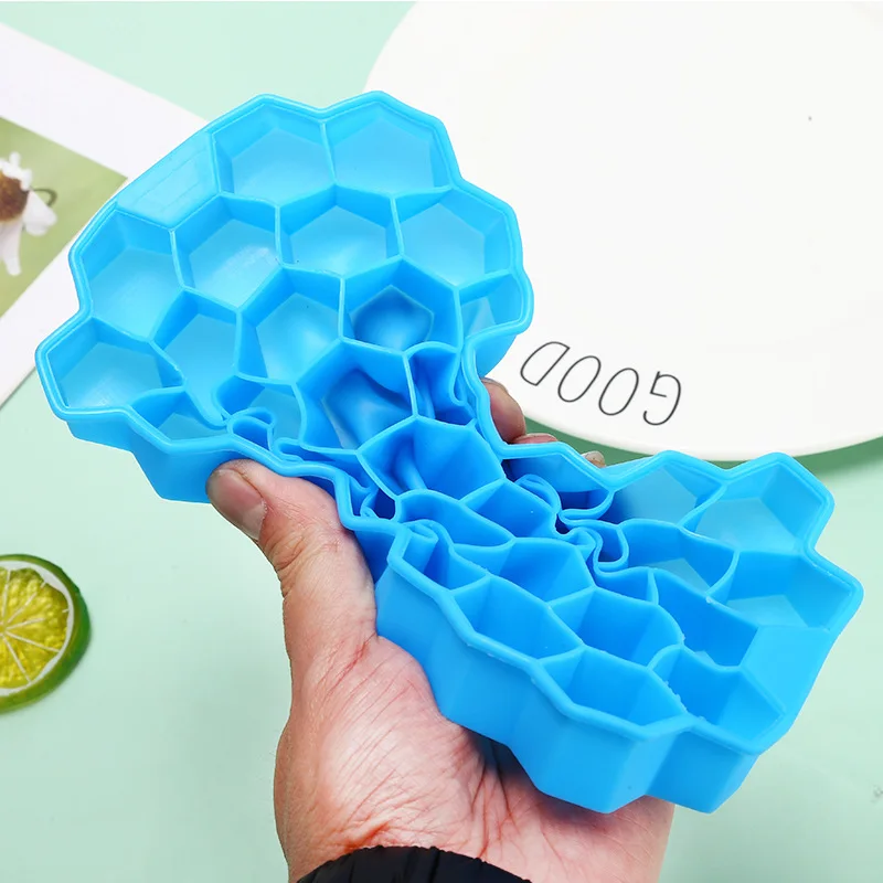 37 Grid Honeycomb Silicone Ice Cube Mold Large Capacity Ice Tray Mold Reusable Food Grade Ice Maker with Lid Popsicle Mold
37 Grid Honeycomb Silicone Ice Cube Mold Large Capacity Ice Tray Mold Reusable Food Grade Ice Maker with Lid Popsicle Mold