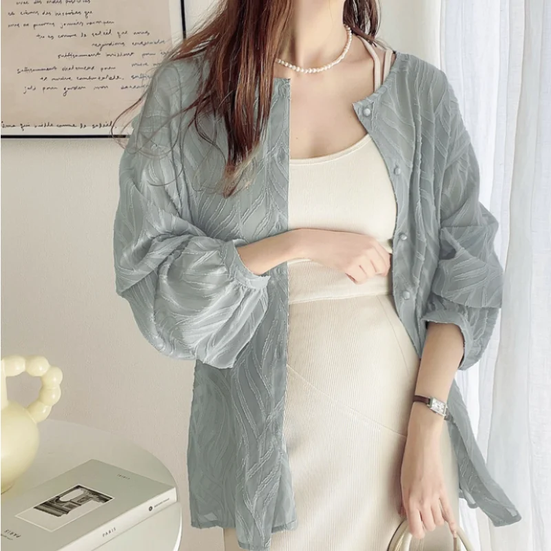 Elegant Chiffon Loose Lantern Sleeve Ladies Shirts Casual Blouse Women Summer Vintage Sunscreen Shirt Fashion O-Neck Tops 26755
Elegant Chiffon Loose Lantern Sleeve Ladies Shirts Casual Blouse Women Summer Vintage Sunscreen Shirt Fashion O-Neck Tops 26755