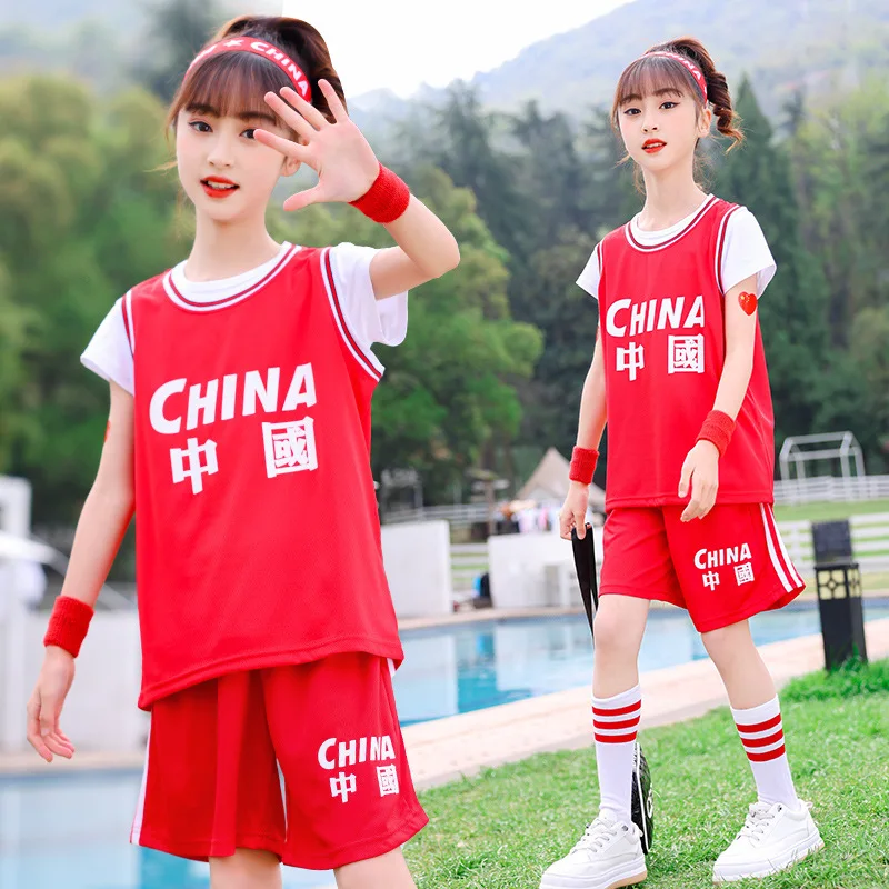 2022 Summer Girls Sleeveless Training Clothes Set Basketball Child China Red Vest + short Sport pant tracksuit Kids Boys Uniform
2022 Summer Girls Sleeveless Training Clothes Set Basketball Child China Red Vest + short Sport pant tracksuit Kids Boys Uniform