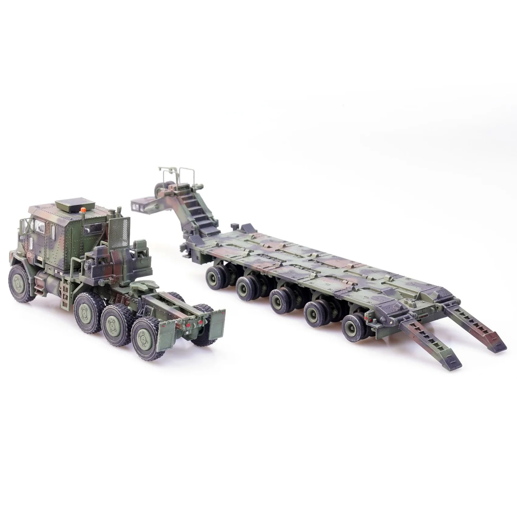 1:72 M1070 Oshkosh Alloy Tank Model NATO Tricolor Truck Boys Best Gift Collection Decoration Display Birthday Gift
1:72 M1070 Oshkosh Alloy Tank Model NATO Tricolor Truck Boys Best Gift Collection Decoration Display Birthday Gift