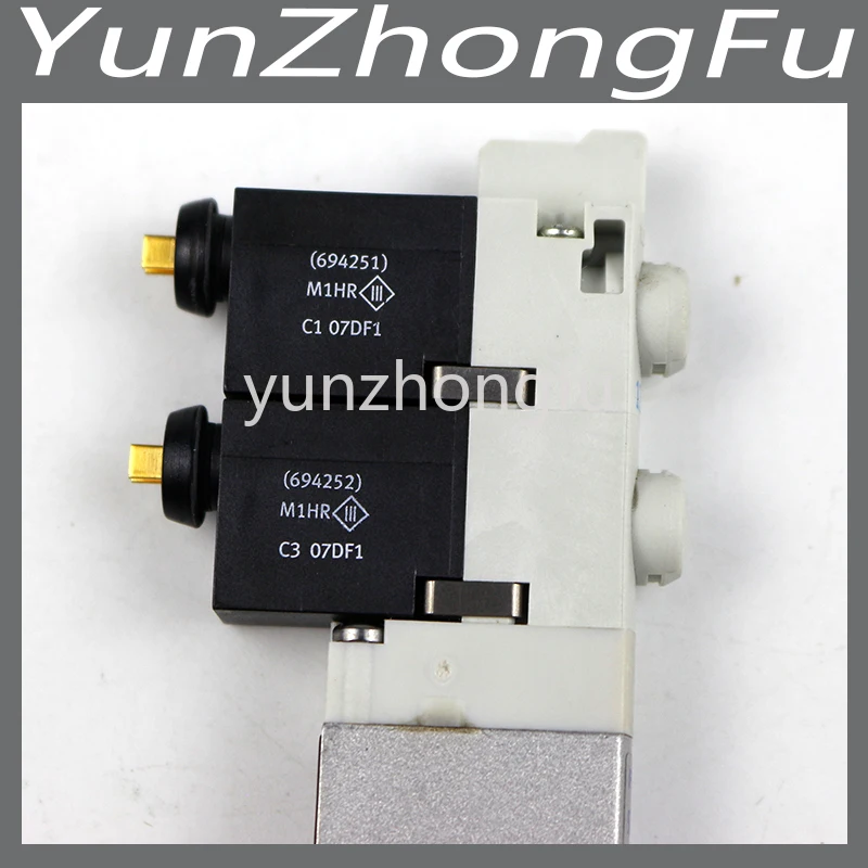 VMPA1-M1H-K-PI Germany Normally Closed Solenoid Valve Double Electric Control Pneumatic Component Solenoid Valve
VMPA1-M1H-K-PI Germany Normally Closed Solenoid Valve Double Electric Control Pneumatic Component Solenoid Valve