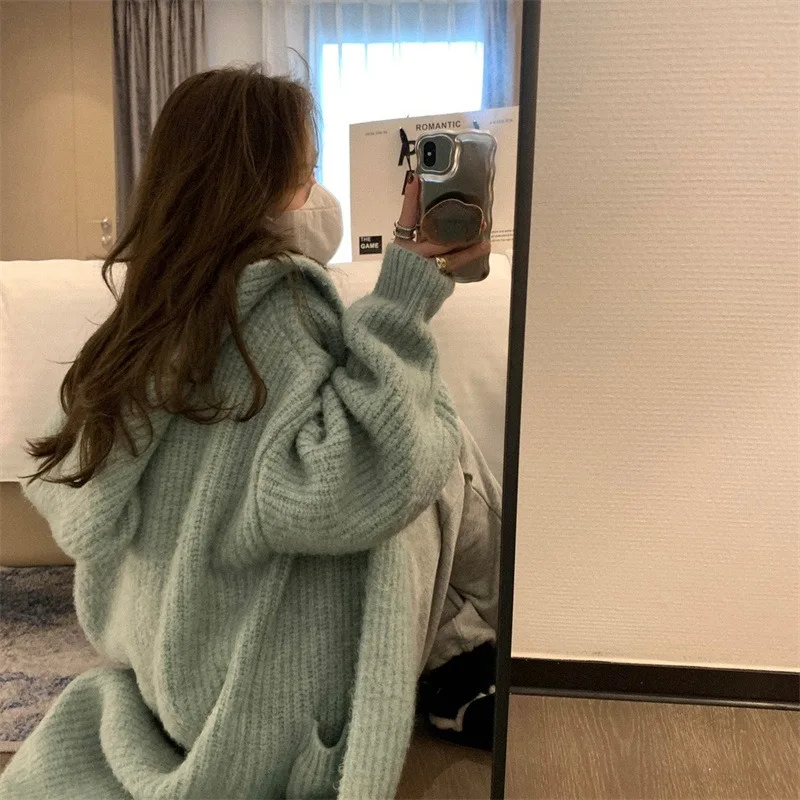 Fashion Women's Sweater Cardigan Streetwear Hooded Loose Thickened Long Knitted Coat Casual Coarse Wool Knit Hoodies for Women
Fashion Women's Sweater Cardigan Streetwear Hooded Loose Thickened Long Knitted Coat Casual Coarse Wool Knit Hoodies for Women