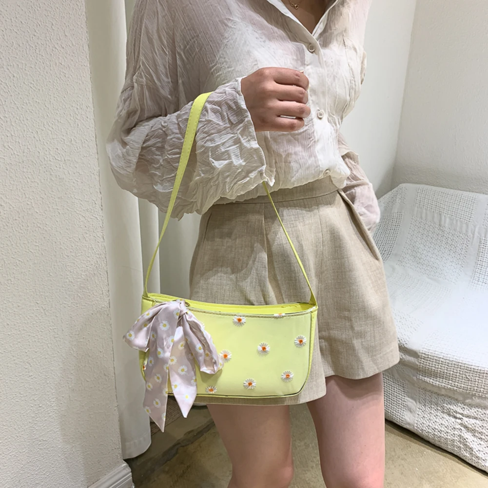 Classic Texture Women Daisy Underarm Shoulder Bags Delicate Creative Design Chic Bow Ribbon Female PU Travel Totes Handbag
Classic Texture Women Daisy Underarm Shoulder Bags Delicate Creative Design Chic Bow Ribbon Female PU Travel Totes Handbag