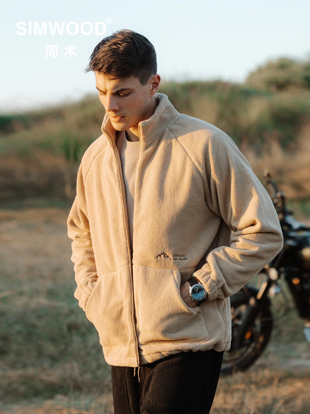 SIMWOOD 2023 Autumn New Oversize Outer Fleece Jackets Men Fluffy Coats Plus Size Brand Clothing
SIMWOOD 2023 Autumn New Oversize Outer Fleece Jackets Men Fluffy Coats Plus Size Brand Clothing