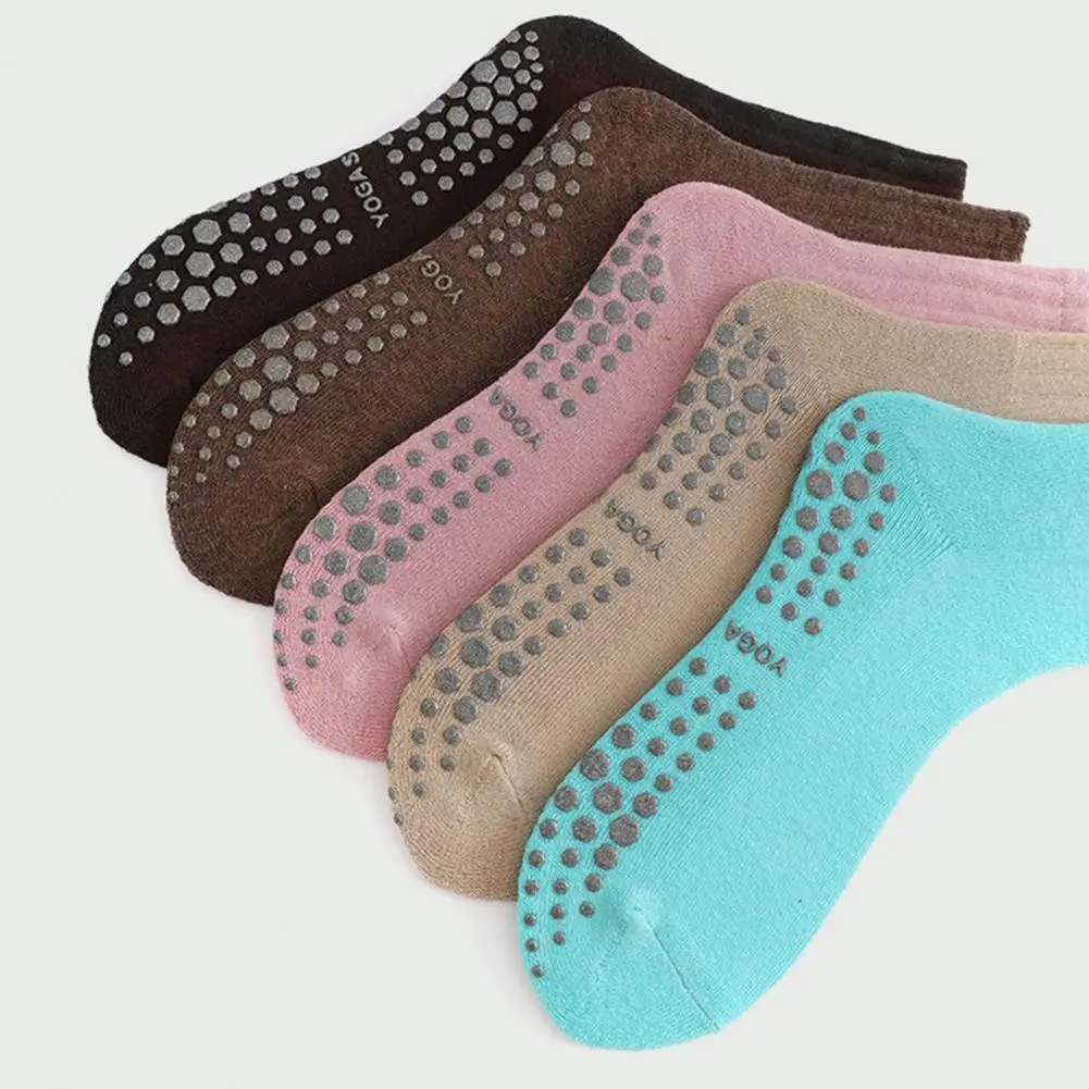 Cotton Yoga Socks for Women Non-Slip Sports Silicone Grip Mid Tube Socks Pilates Pure Barre Ballet Dance Barefoot Workout Socks
Cotton Yoga Socks for Women Non-Slip Sports Silicone Grip Mid Tube Socks Pilates Pure Barre Ballet Dance Barefoot Workout Socks