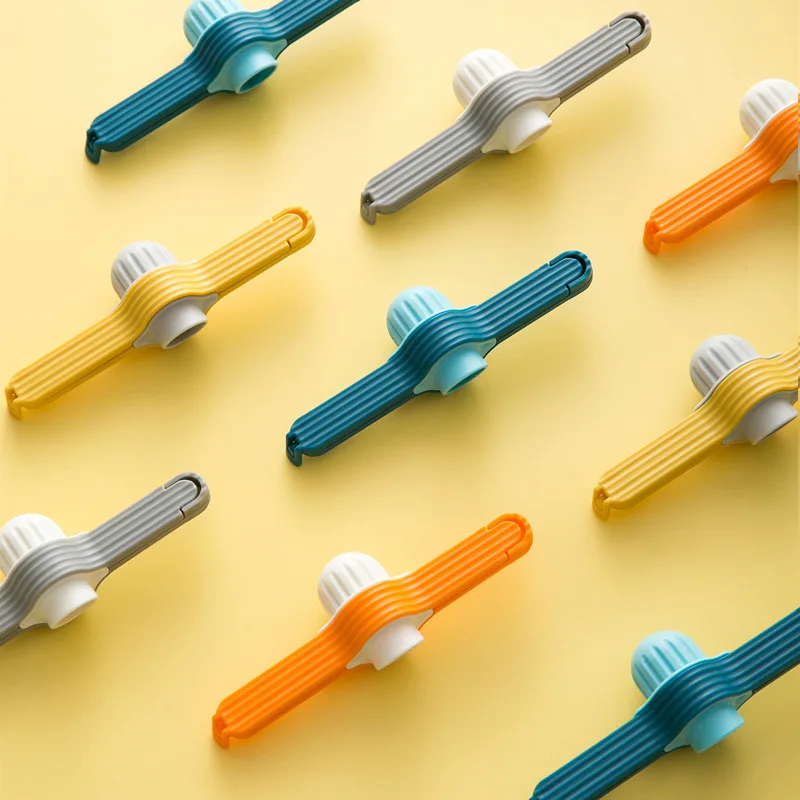 Food Preservation Sealing Clip Coffee Tea Sealer Discharge Nozzle Plastic Snack Bag Finishing Artifact Explosion Kitchen Items
Food Preservation Sealing Clip Coffee Tea Sealer Discharge Nozzle Plastic Snack Bag Finishing Artifact Explosion Kitchen Items