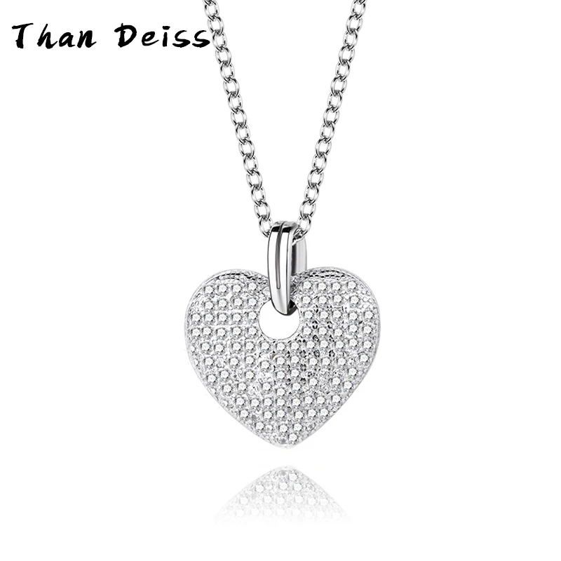 925 Sterling Silver Micro Inlay Heart-Shaped Love Necklace Fashion Ladies Secklace Europe And The United States Jewelry Pendant
925 Sterling Silver Micro Inlay Heart-Shaped Love Necklace Fashion Ladies Secklace Europe And The United States Jewelry Pendant