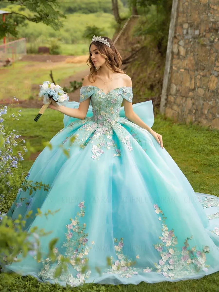 Luxury Applique Quinceanera Dresses 2023 Sweetheart Ball Gown Puffy Tulle Sweet 16 Dresses A-Line Elegant Sexy Lace Prom Dress
Luxury Applique Quinceanera Dresses 2023 Sweetheart Ball Gown Puffy Tulle Sweet 16 Dresses A-Line Elegant Sexy Lace Prom Dress