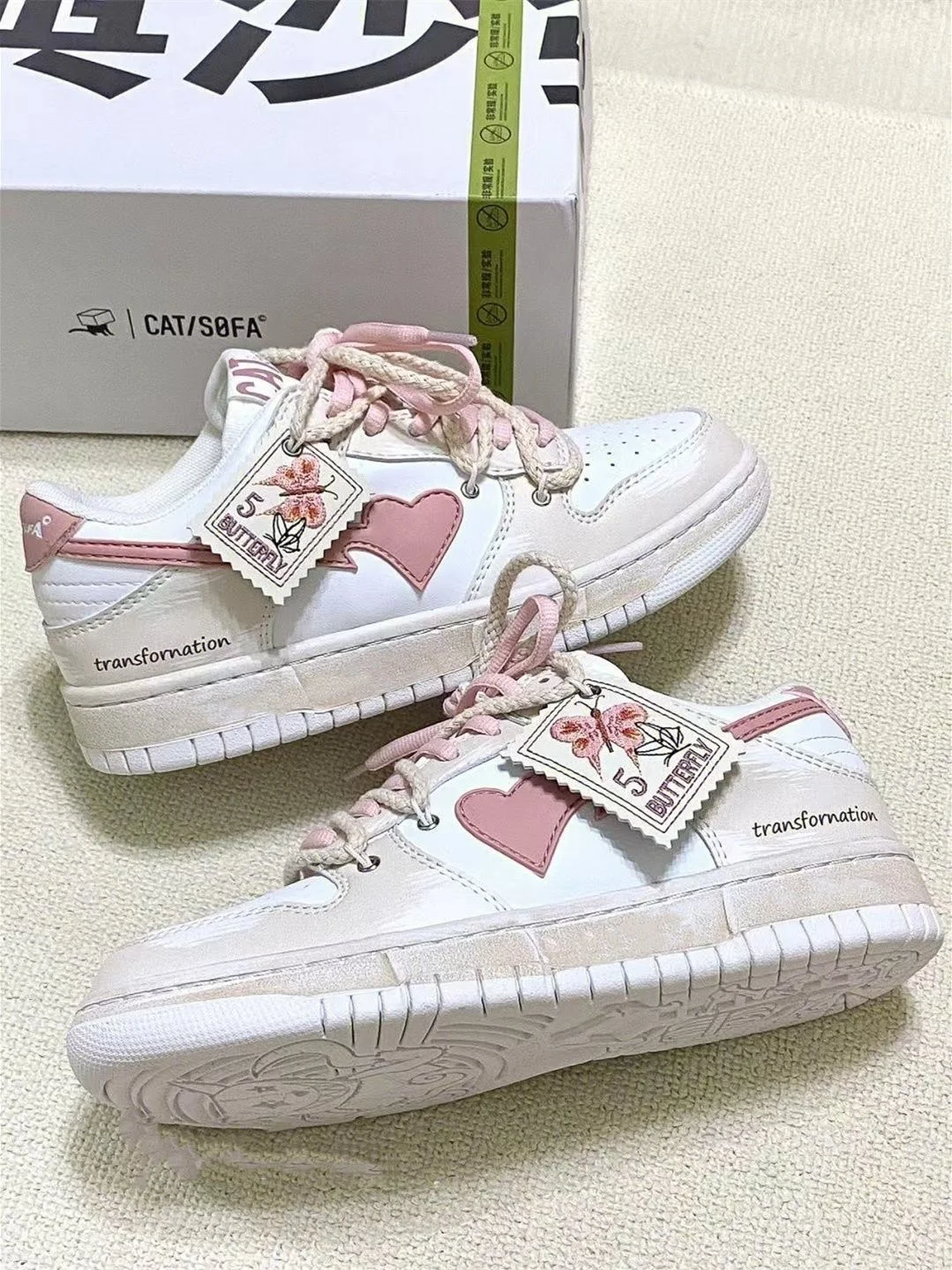 Butterfly Printing Original National Tide Stamp Printing Skate Shoes Female Couple Skateboard Shoes Low Top Female Skate Shoes
Butterfly Printing Original National Tide Stamp Printing Skate Shoes Female Couple Skateboard Shoes Low Top Female Skate Shoes