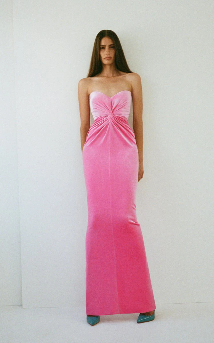 High Quality The New Summer Pink Sexy Strapless Sleeveless Long Dress Celebrate Elegant Evening Party Dress Rayon Bandge
High Quality The New Summer Pink Sexy Strapless Sleeveless Long Dress Celebrate Elegant Evening Party Dress Rayon Bandge