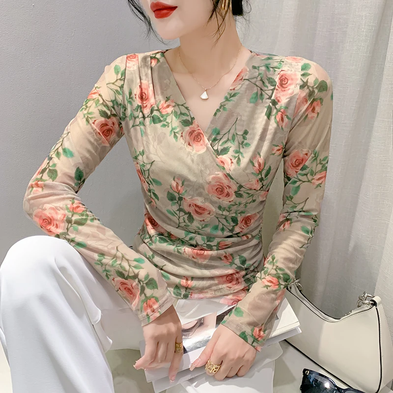 2023 Fall Winter Korean Clothes Double Mesh T-Shirt Women Chic Sexy V-Neck Draped Print Flower Tops Long Sleeve Slim Tees 38021 
2023 Fall Winter Korean Clothes Double Mesh T-Shirt Women Chic Sexy V-Neck Draped Print Flower Tops Long Sleeve Slim Tees 38021