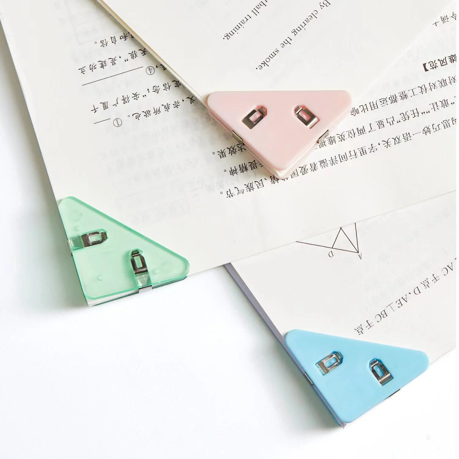 5 PCS Set Book Paper Corner Clip Binder Clips 90 Degree Triangle Clip for Office Desktop Organizer Books Protect Clip Stationery
5 PCS Set Book Paper Corner Clip Binder Clips 90 Degree Triangle Clip for Office Desktop Organizer Books Protect Clip Stationery
