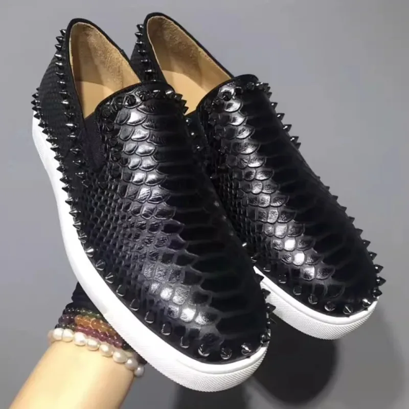 

Luxury Designer Black Snake Patterned Cowhide Low Top Men's Shoes, Women's Shoes, Rivet Red Soles, Casual Shoes