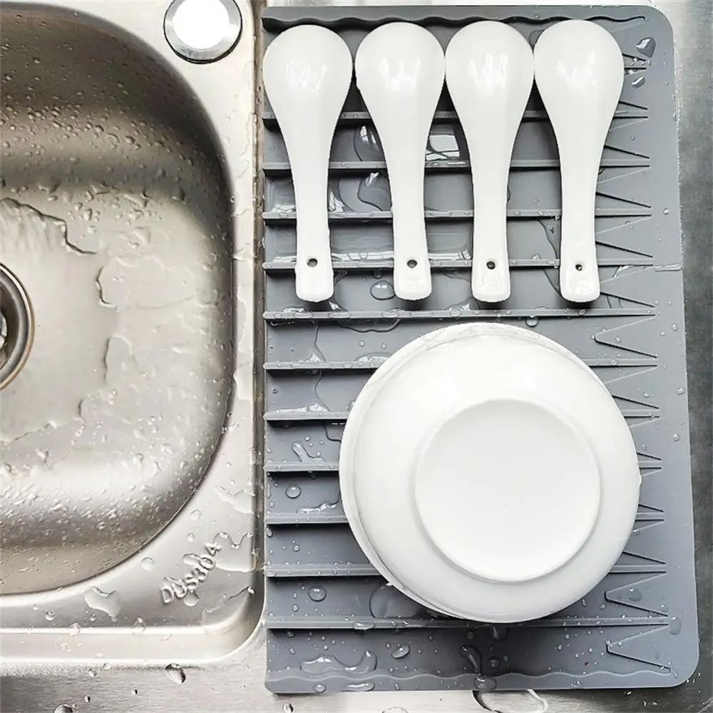 Non-slip Dish Cup Pad Drying Pad Kitchen Bathroom Self Draining Durable Drainer Mat Wholesale Tableware Dishwaser Heat Resistant
Non-slip Dish Cup Pad Drying Pad Kitchen Bathroom Self Draining Durable Drainer Mat Wholesale Tableware Dishwaser Heat Resistant