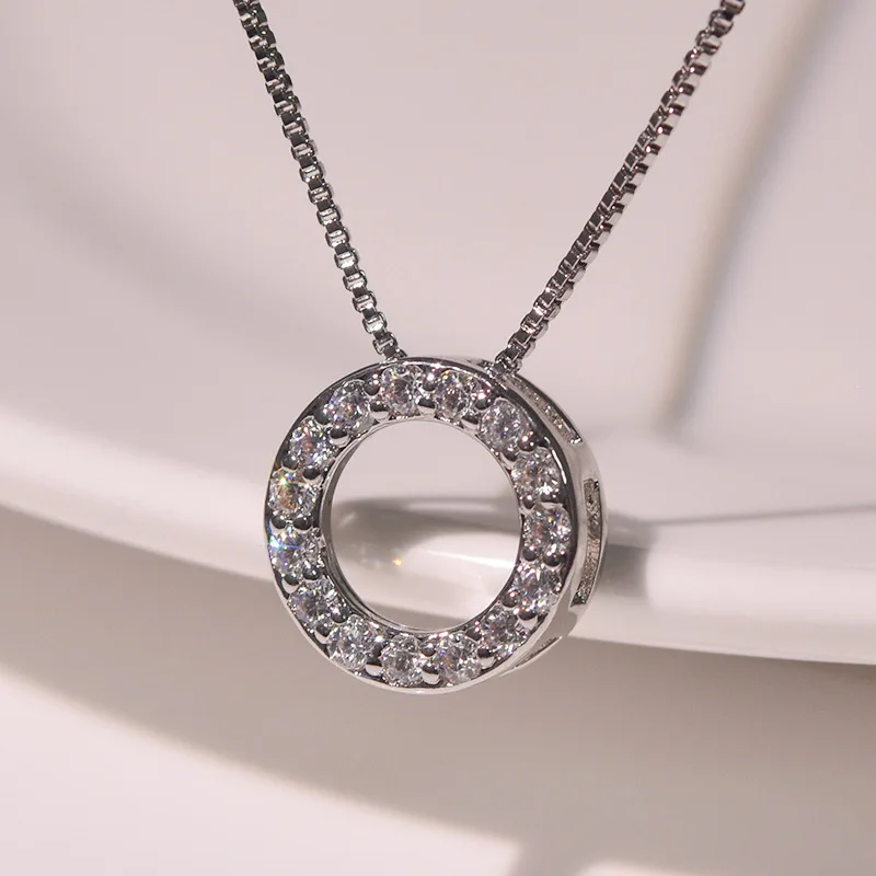 New Fashion Cubic Zirconia Circle Necklace Simple Fashion Clavicle Chain Women Necklace Bridal Wedding Eternity Jewelry Gifts
New Fashion Cubic Zirconia Circle Necklace Simple Fashion Clavicle Chain Women Necklace Bridal Wedding Eternity Jewelry Gifts
