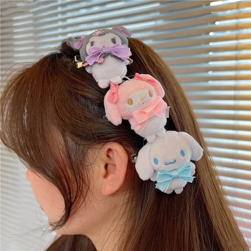 Kawaii Anime Sanrios Plush Toy Kuromi Cinnamoroll MyMelody Cartoon Hairpin Sweet Cute Doll Hair Accessories Plush Headdress Gift
Kawaii Anime Sanrios Plush Toy Kuromi Cinnamoroll MyMelody Cartoon Hairpin Sweet Cute Doll Hair Accessories Plush Headdress Gift