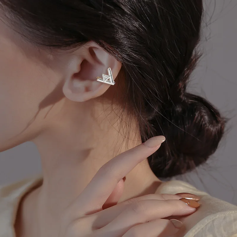 VENTFILLE 1PC Silver Gold Color Zircon V Shape Triangle Earring for Women Girl Party Gift Delicate Fashion Jewelry Dropshipping
VENTFILLE 1PC Silver Gold Color Zircon V Shape Triangle Earring for Women Girl Party Gift Delicate Fashion Jewelry Dropshipping