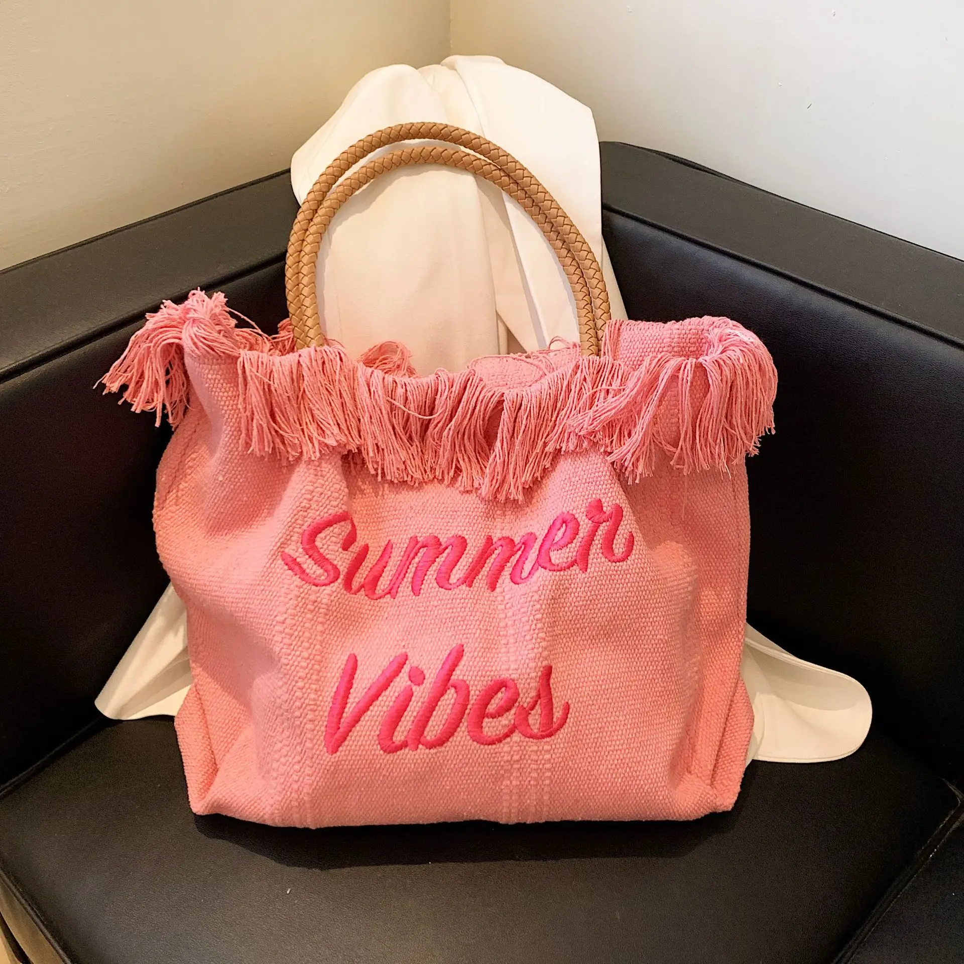 Новинка 2022, женская сумка через плечо, холщовые сумки с кисточками, Вместительная женская сумка для шоппинга
Новинка 2022, женская сумка через плечо, холщовые сумки с кисточками, Вместительная женская сумка для шоппинга