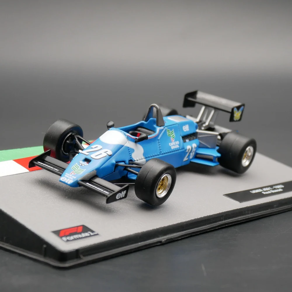 Ixo 1:43 F1 модель автомобиля лижер JS21 1983 модель автомобиля из сплава Raul Bossel
Ixo 1:43 F1 модель автомобиля лижер JS21 1983 модель автомобиля из сплава Raul Bossel