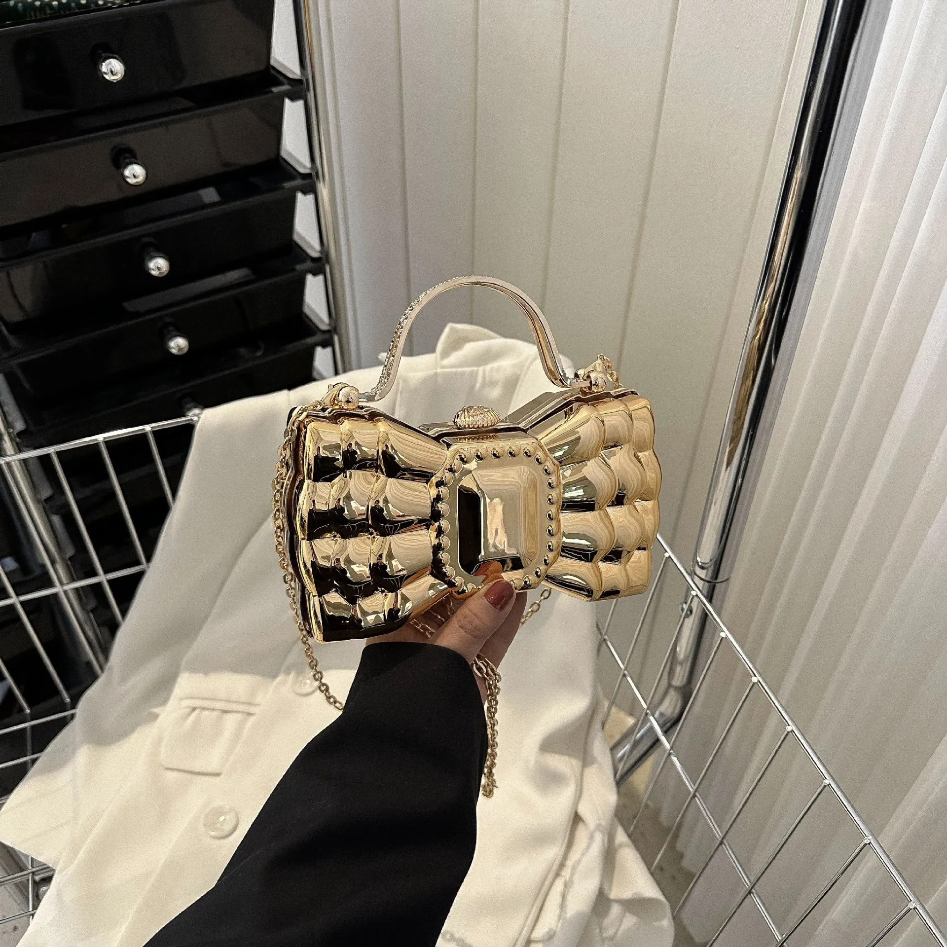 Acrylic Bowknot Women Handbags Fashion Chains Shoulder Crossbody Bag Harajuku Evening Bags for Women 2023 Cute Clutch Coin Purse
Acrylic Bowknot Women Handbags Fashion Chains Shoulder Crossbody Bag Harajuku Evening Bags for Women 2023 Cute Clutch Coin Purse