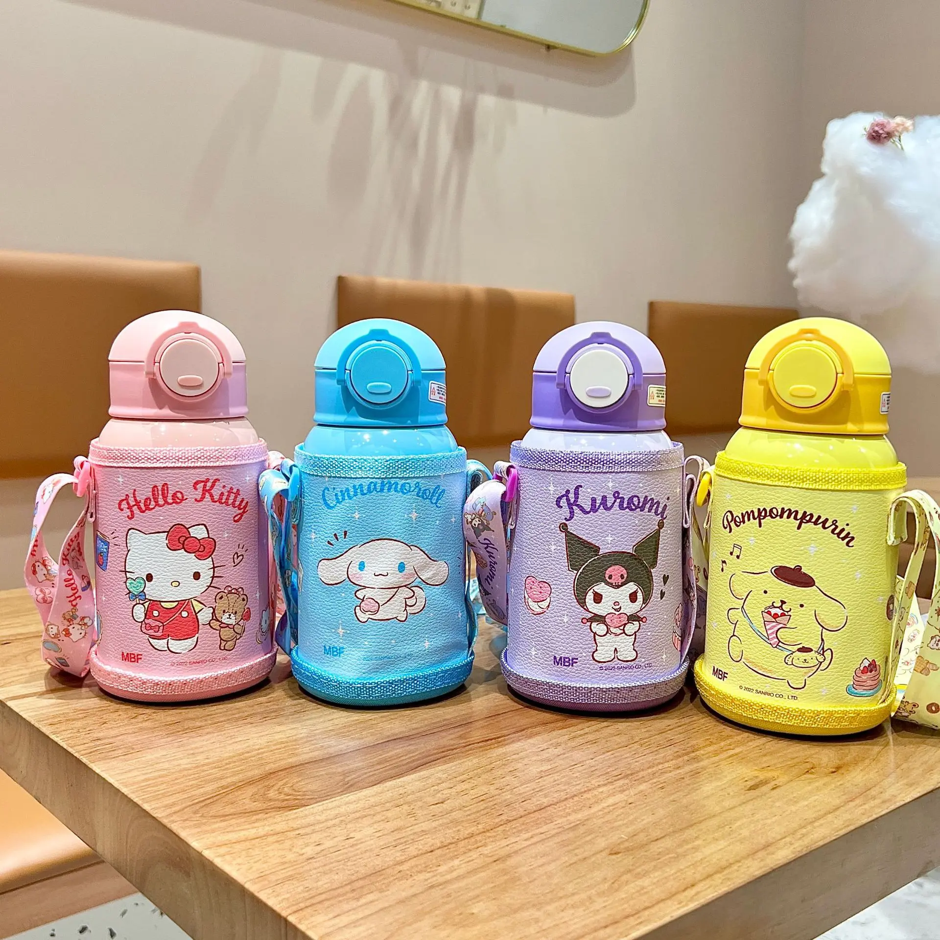 Sanrio Vacuum Cup Anime Cute Hello Kitty Kuromi Cinnamoroll Child Portable Thermos Cup High-Quality Straps Water Bottle Kid Gift
Sanrio Vacuum Cup Anime Cute Hello Kitty Kuromi Cinnamoroll Child Portable Thermos Cup High-Quality Straps Water Bottle Kid Gift