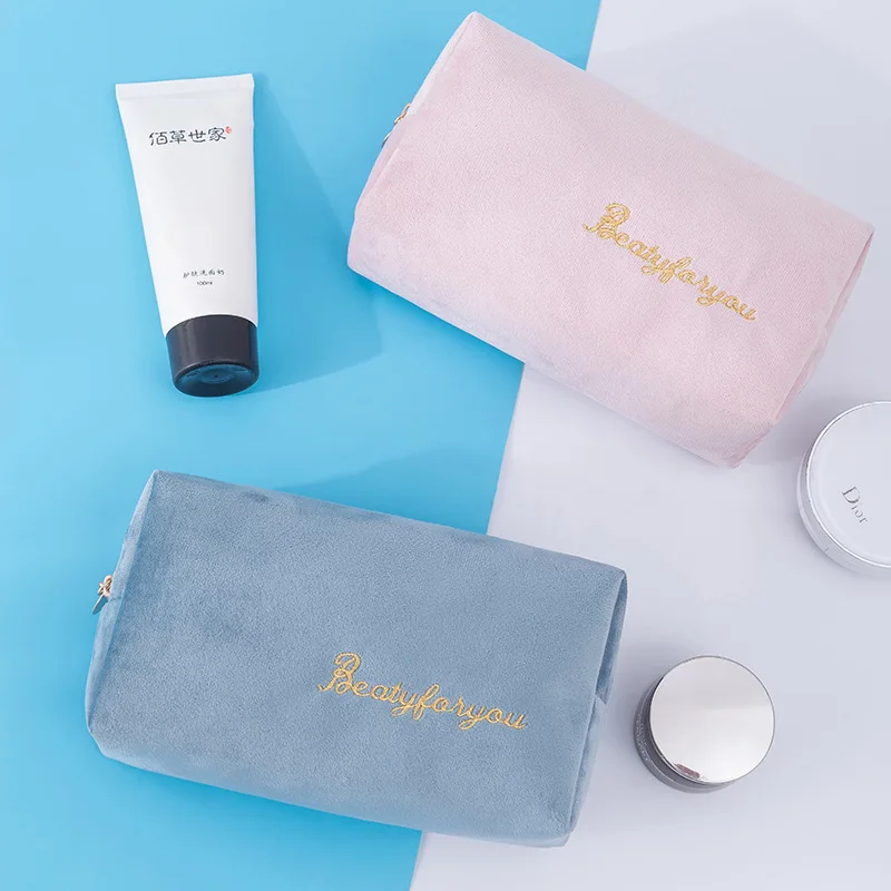 Women Small Hand Bag Suit Storage Cosmetics Tampon Sanitary Pad Pouch Girl Makeup Purse Soft Flocking
Women Small Hand Bag Suit Storage Cosmetics Tampon Sanitary Pad Pouch Girl Makeup Purse Soft Flocking