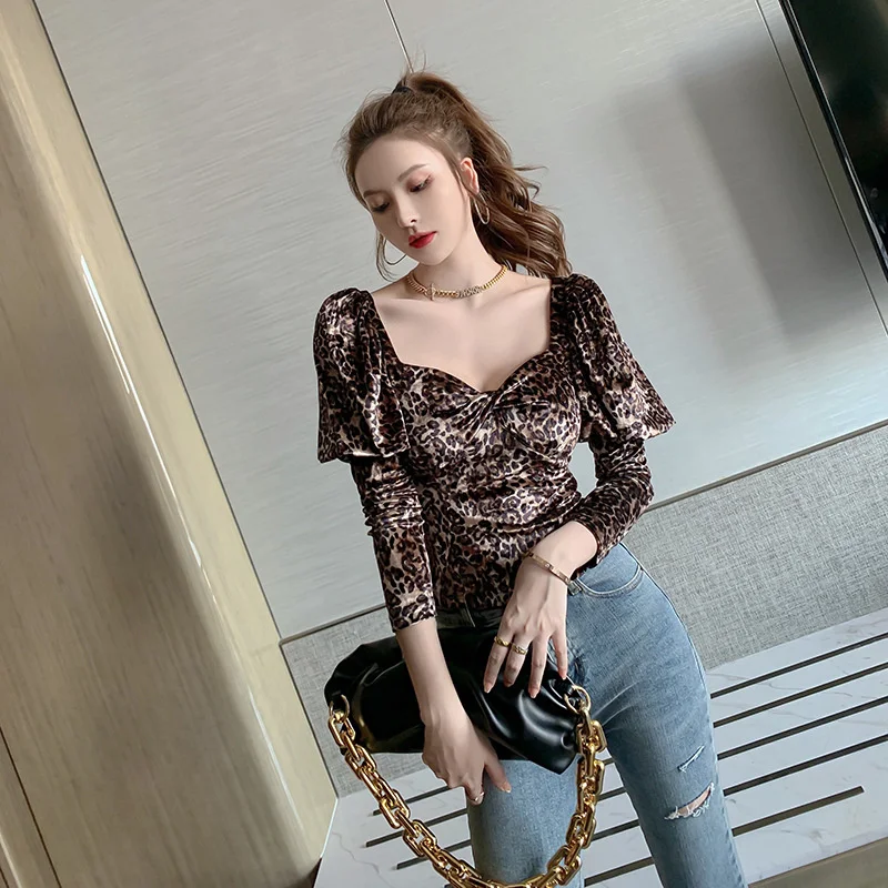 Sexy Pullover Tee Women's Tops 2023 Autumn Spring Long Puff Sleeve Leopard Print T-shirt Blouse Ladies Feminina Outerwear
Sexy Pullover Tee Women's Tops 2023 Autumn Spring Long Puff Sleeve Leopard Print T-shirt Blouse Ladies Feminina Outerwear