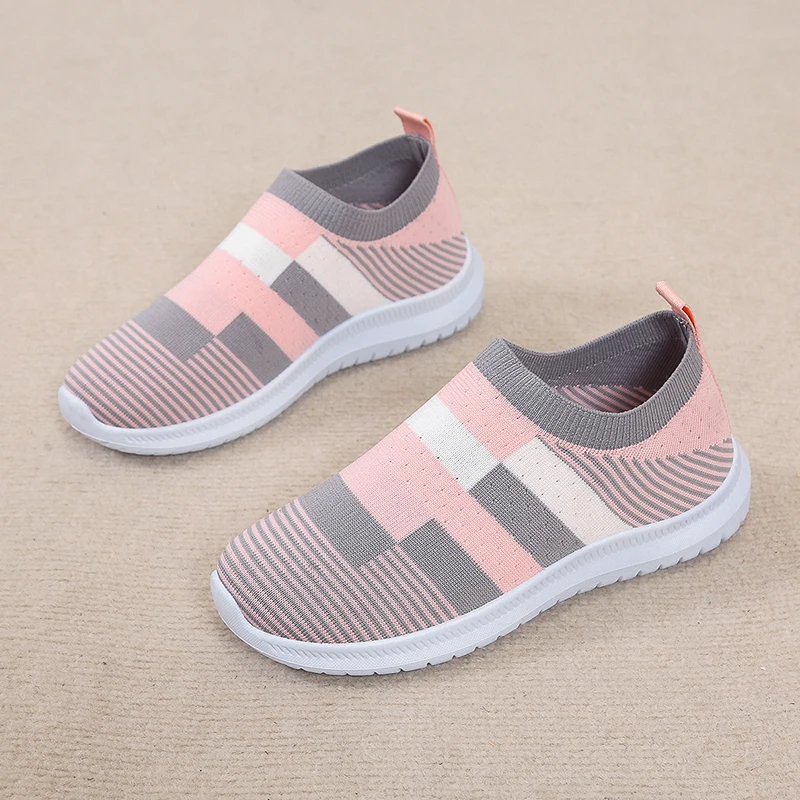 Sneakers Women Walking Shoes Woman Lightweight Loafers Tennis Casual Ladies Fashion Slip on Sock Vulcanized Shoes Plus Size 2021
Sneakers Women Walking Shoes Woman Lightweight Loafers Tennis Casual Ladies Fashion Slip on Sock Vulcanized Shoes Plus Size 2021