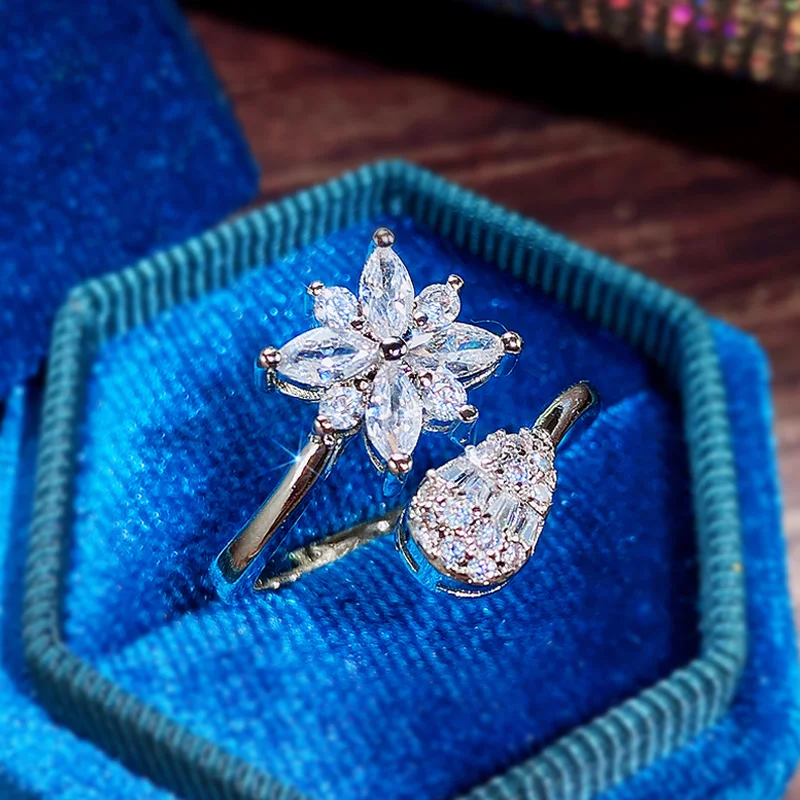 New Aesthetic Lady Opening Rings with Shiny CZ Flower Rings Wedding Party Women Accessories High Quality Silver Color Jewelry
New Aesthetic Lady Opening Rings with Shiny CZ Flower Rings Wedding Party Women Accessories High Quality Silver Color Jewelry