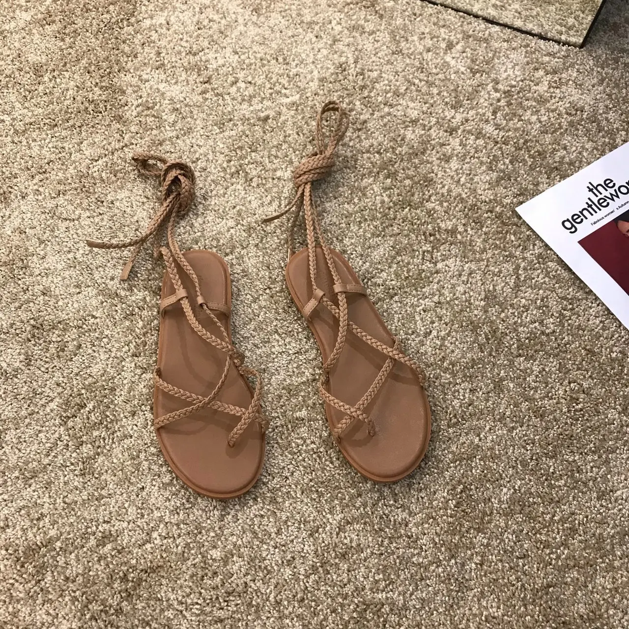 Sandals Women Summer New 2023 Beach Fashion Sexy Flat Casual Cross-Tie Open Toe Fairy Style Narrow Band Shoes Black Rome Sandals
Sandals Women Summer New 2023 Beach Fashion Sexy Flat Casual Cross-Tie Open Toe Fairy Style Narrow Band Shoes Black Rome Sandals