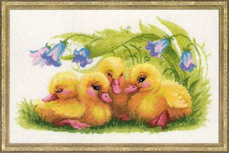 NN YIXIAO Counted Cross Stitch Kit Cross stitch RS cotton with cross stitch riolis1322 four ducklings 48-33
NN YIXIAO Counted Cross Stitch Kit Cross stitch RS cotton with cross stitch riolis1322 four ducklings 48-33