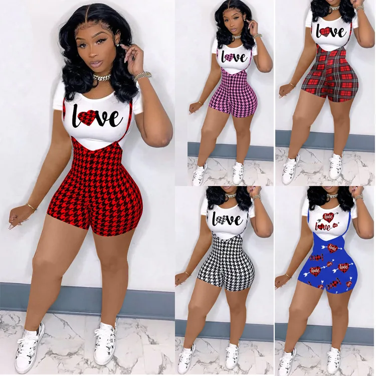 2022 new set of two fashion pieces for women European American style letter printing suit short-sleeved summer shorts Female set
2022 new set of two fashion pieces for women European American style letter printing suit short-sleeved summer shorts Female set