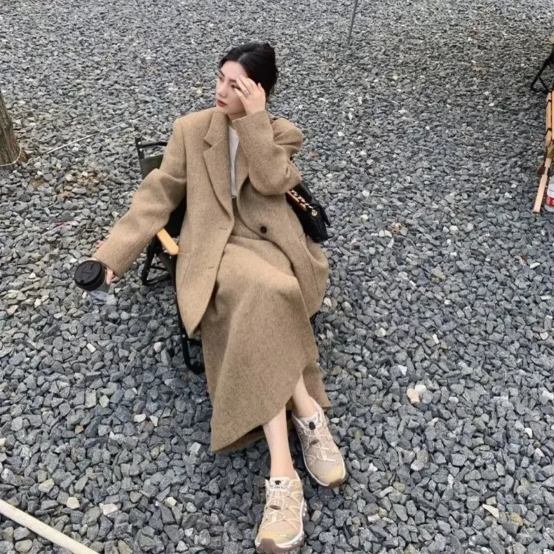 Insozkdg Vintage Temperament Sets Female Pattern Loose Suit Woolen Jacket+High Waist Straight Split Skirt 2pcs Suit High Street
Insozkdg Vintage Temperament Sets Female Pattern Loose Suit Woolen Jacket+High Waist Straight Split Skirt 2pcs Suit High Street