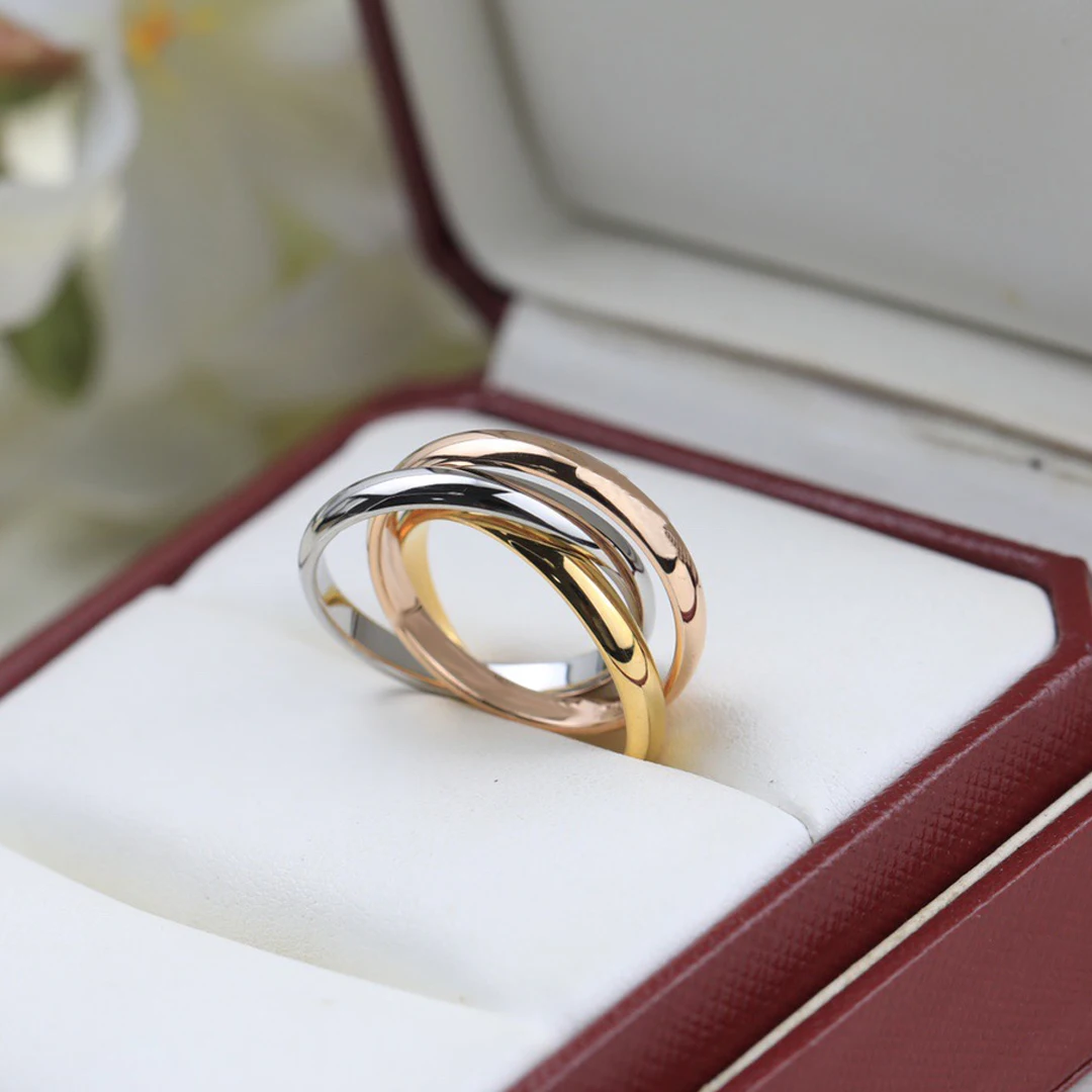 High quality women's ring with three colors and three layers luxury stainless steel non changing couple rings jewelry party gift
High quality women's ring with three colors and three layers luxury stainless steel non changing couple rings jewelry party gift