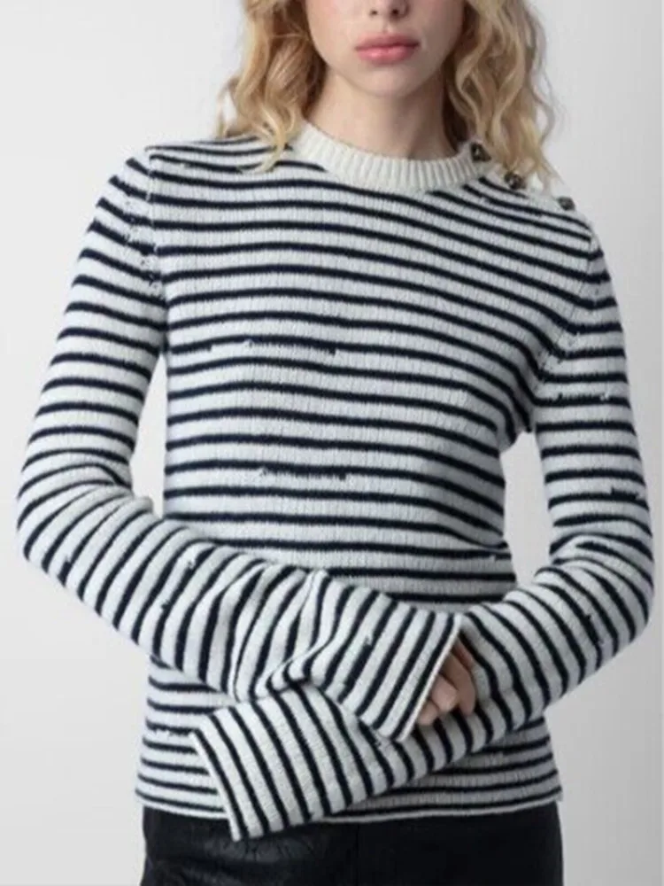 Stripes Women Knit Sweater Wool and Cashmere Blend Shoulder Buttons Long Sleeve 2023 Autumn Female O-neck Pullover
Stripes Women Knit Sweater Wool and Cashmere Blend Shoulder Buttons Long Sleeve 2023 Autumn Female O-neck Pullover