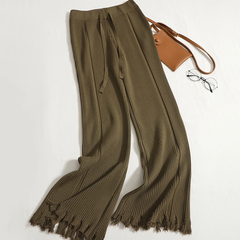 Корейские драпированные брюки с кисточками женские свободные трикотажные широкие брюки с высокой талией Осень-Зима Новые однотонные повсе...
Корейские драпированные брюки с кисточками женские свободные трикотажные широкие брюки с высокой талией Осень-Зима Новые однотонные повсе...