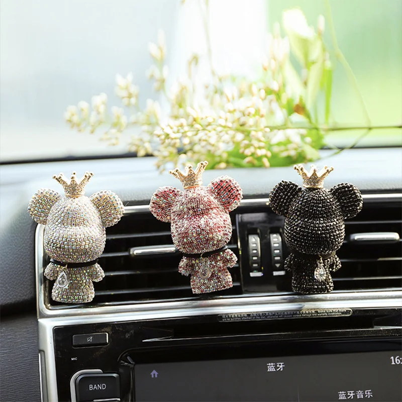 New creative diamond-studded big-headed bear disc aromatherapy ornaments car center console perfume car supplies wholesale
New creative diamond-studded big-headed bear disc aromatherapy ornaments car center console perfume car supplies wholesale