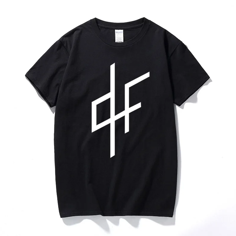 Summer Harajuku Shirt Qlf Pnl Fashion Style Printed Couple T-shirts Hip Hop Streetwears High Quality Cotton Classic Men Tshirt
Summer Harajuku Shirt Qlf Pnl Fashion Style Printed Couple T-shirts Hip Hop Streetwears High Quality Cotton Classic Men Tshirt