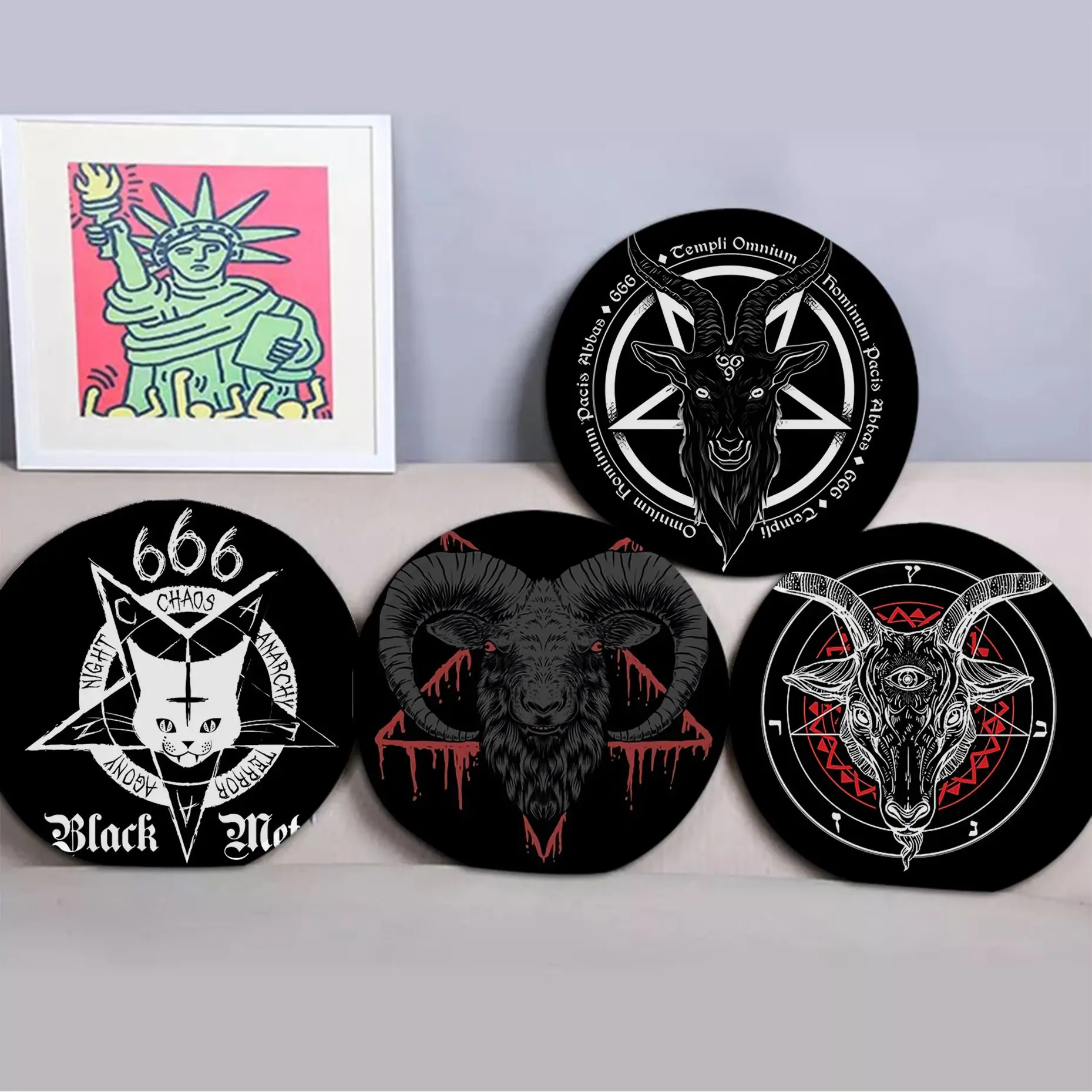 Satanic Cat Square Dining Chair Cushion Circular Decoration Seat For Office Desk Cushion Pads
Satanic Cat Square Dining Chair Cushion Circular Decoration Seat For Office Desk Cushion Pads